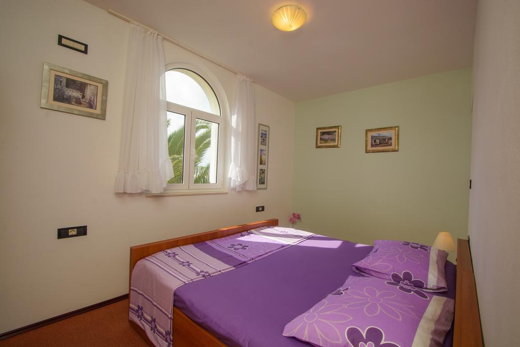 Apartments Jerkunica Rogoznica  Rom bilde